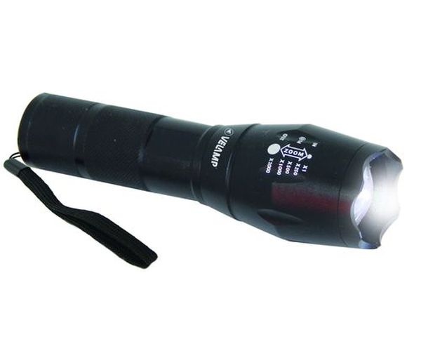 Lampe torche LED 10W rechargeable + accessoires + étui rigide - STEEL