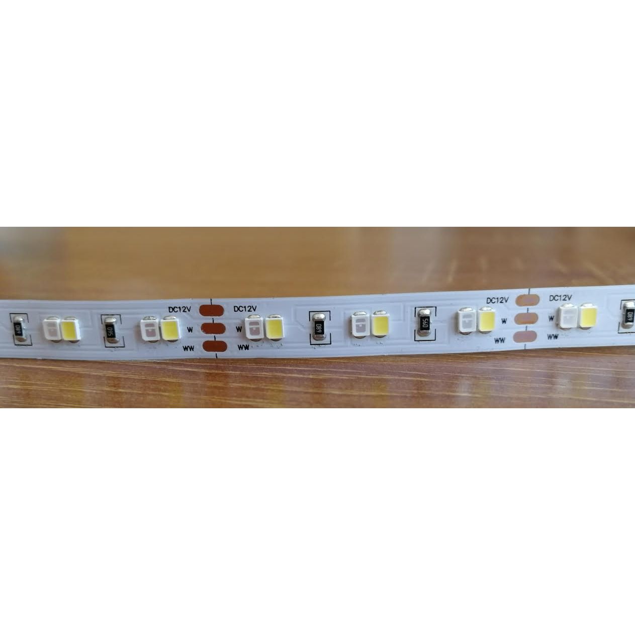 Strip LED IP20 SMD2835 9.6W/m 6k/rouge 24V le mètre x 10mm