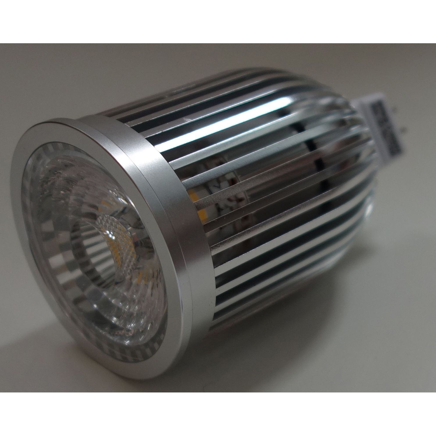 Ampoule LED 10W 3200K 12V GU5.3